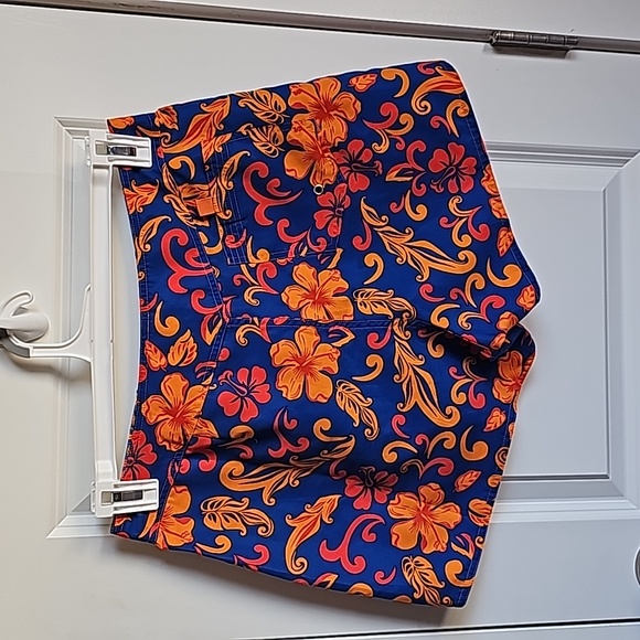 Catalina Ocean Gear Swim Shorts in Women's Size Medium EUC - Picture 3 of 5